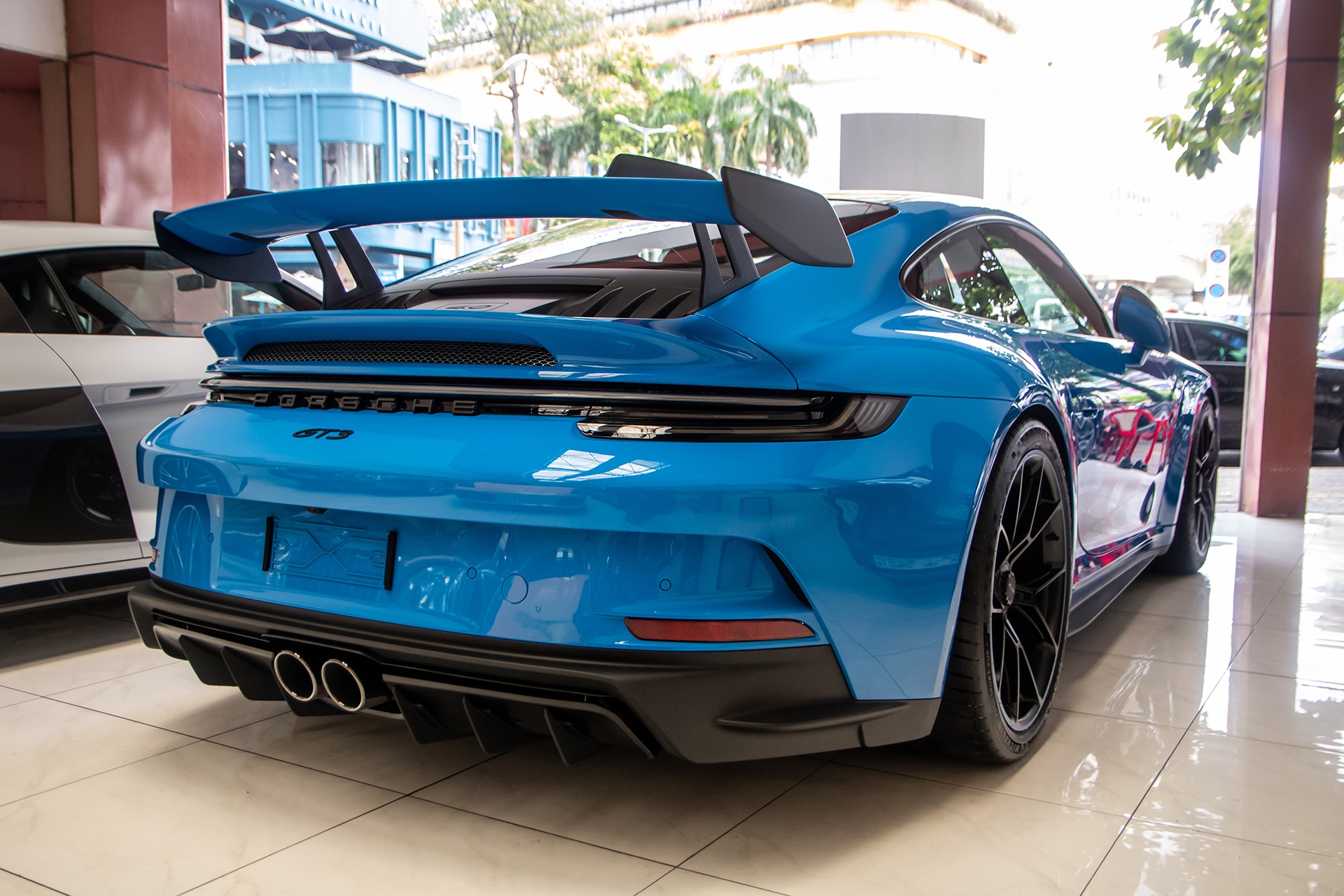 Porsche 911 GT3 2022 anh 8