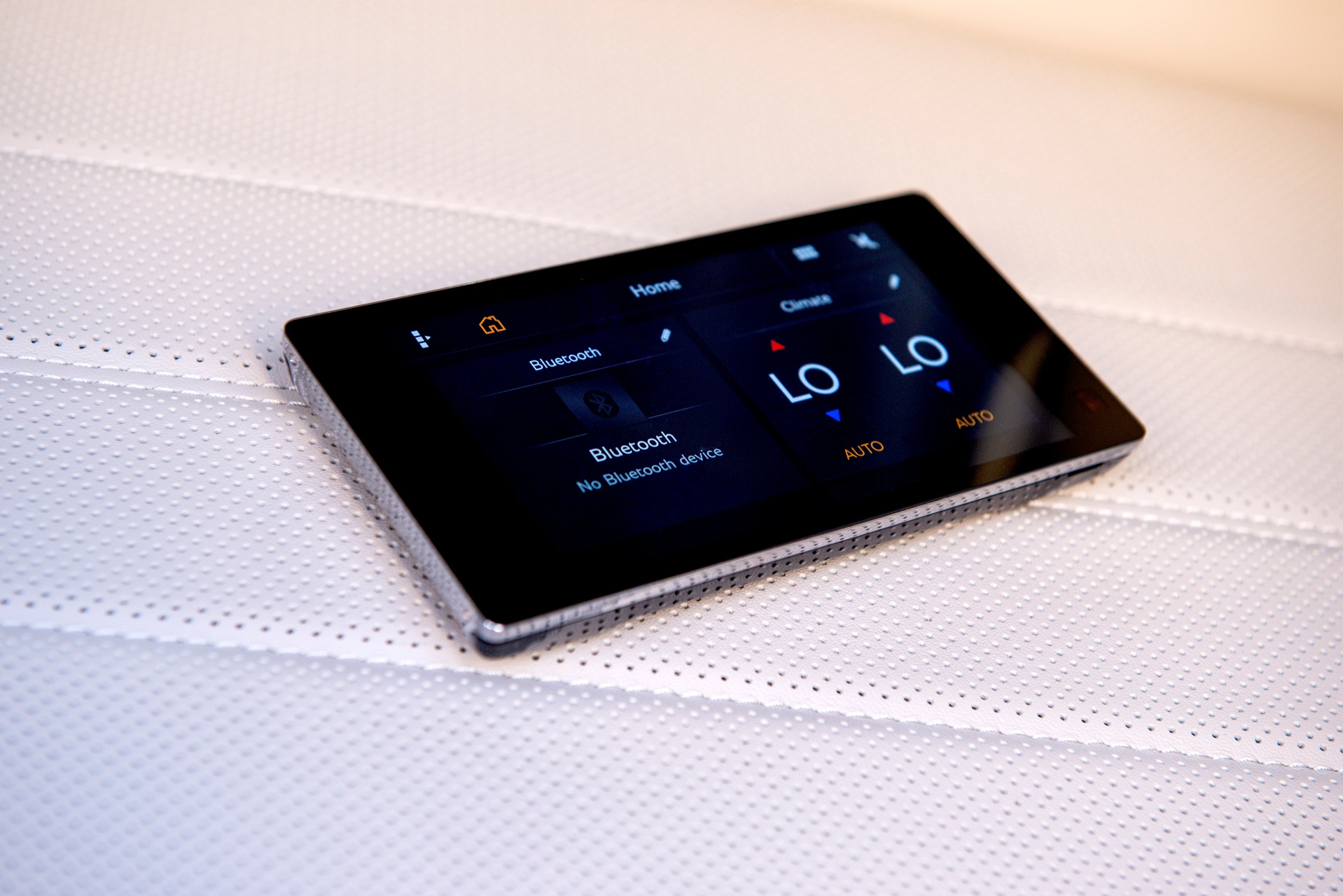 Bentley Flying Spur V8 anh 10