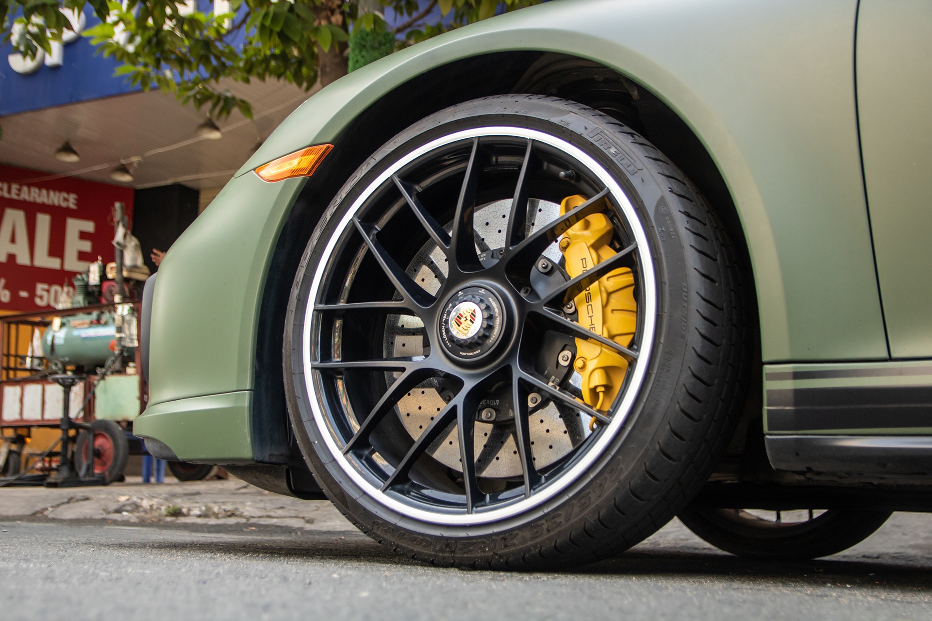 Porsche 911 Turbo S anh 7