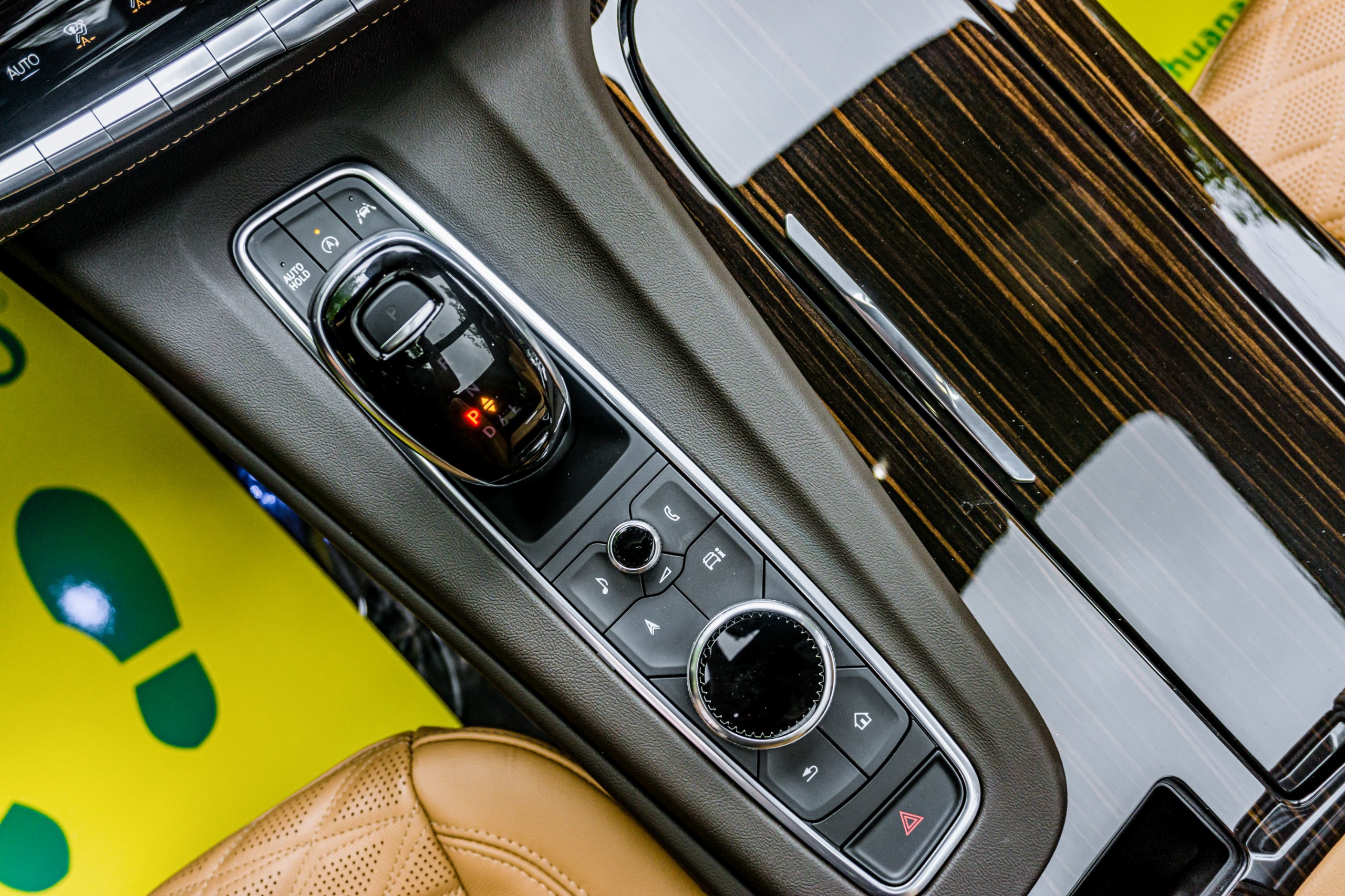 Cadillac Escalade ESV Premium Luxury 2022 ảnh 12 Cadillac Escalade ESV Premium Luxury 2022 anh 12