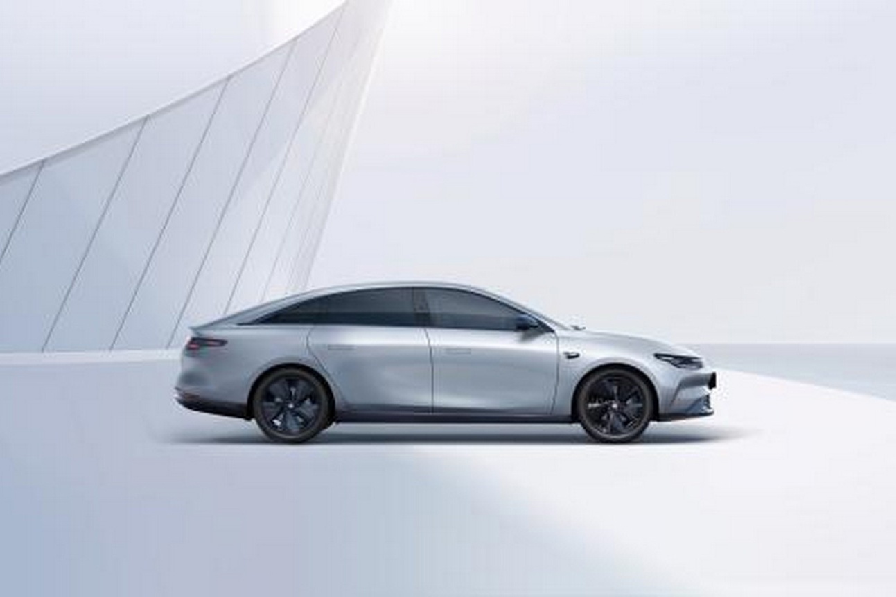 Xe dien Trung Quoc anh 3