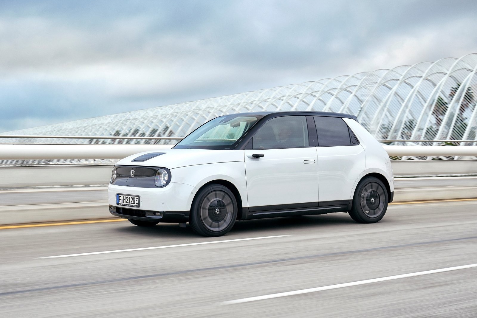 Cuoc chien EV - nhung buoc di cham cua Honda hinh anh