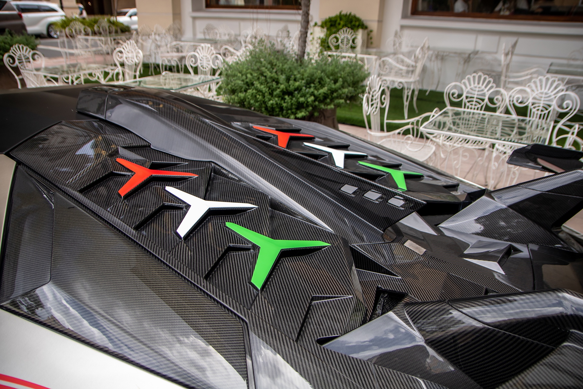 Lamborghini Aventador LP 700-4 anh 9