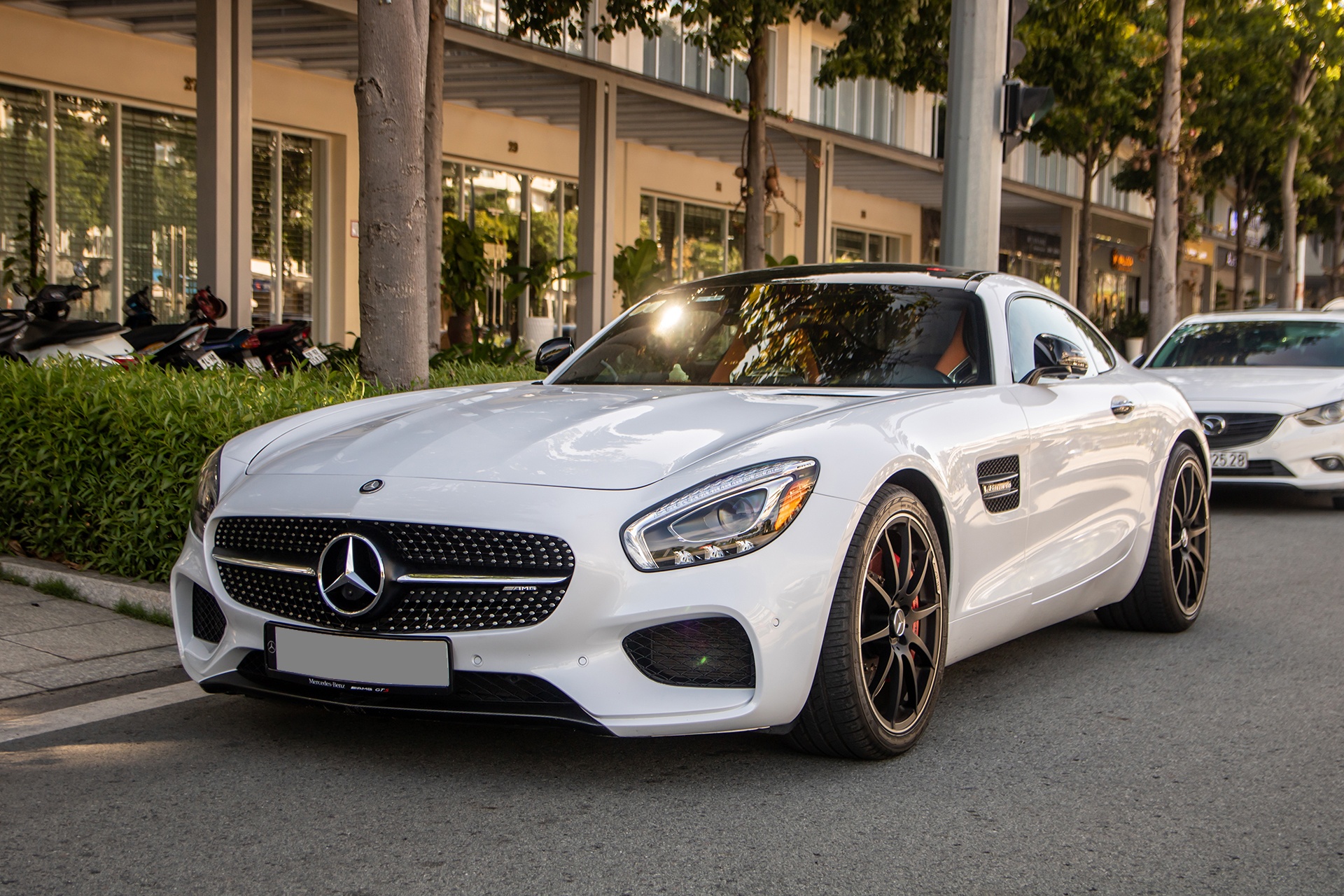Mercedes-AMG GT S anh 3