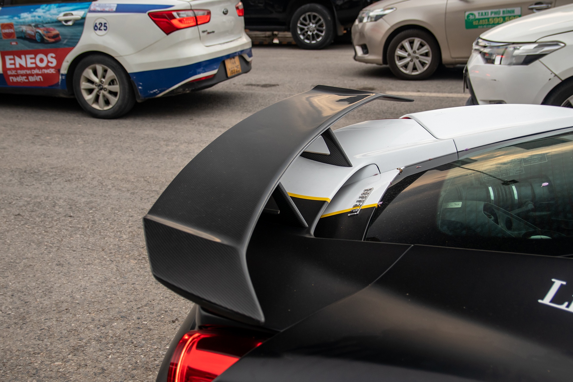 Ferrari 488 GTB do Liberty Walk anh 5