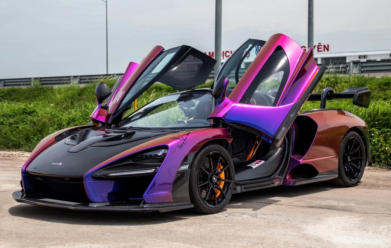 McLaren Senna anh 4