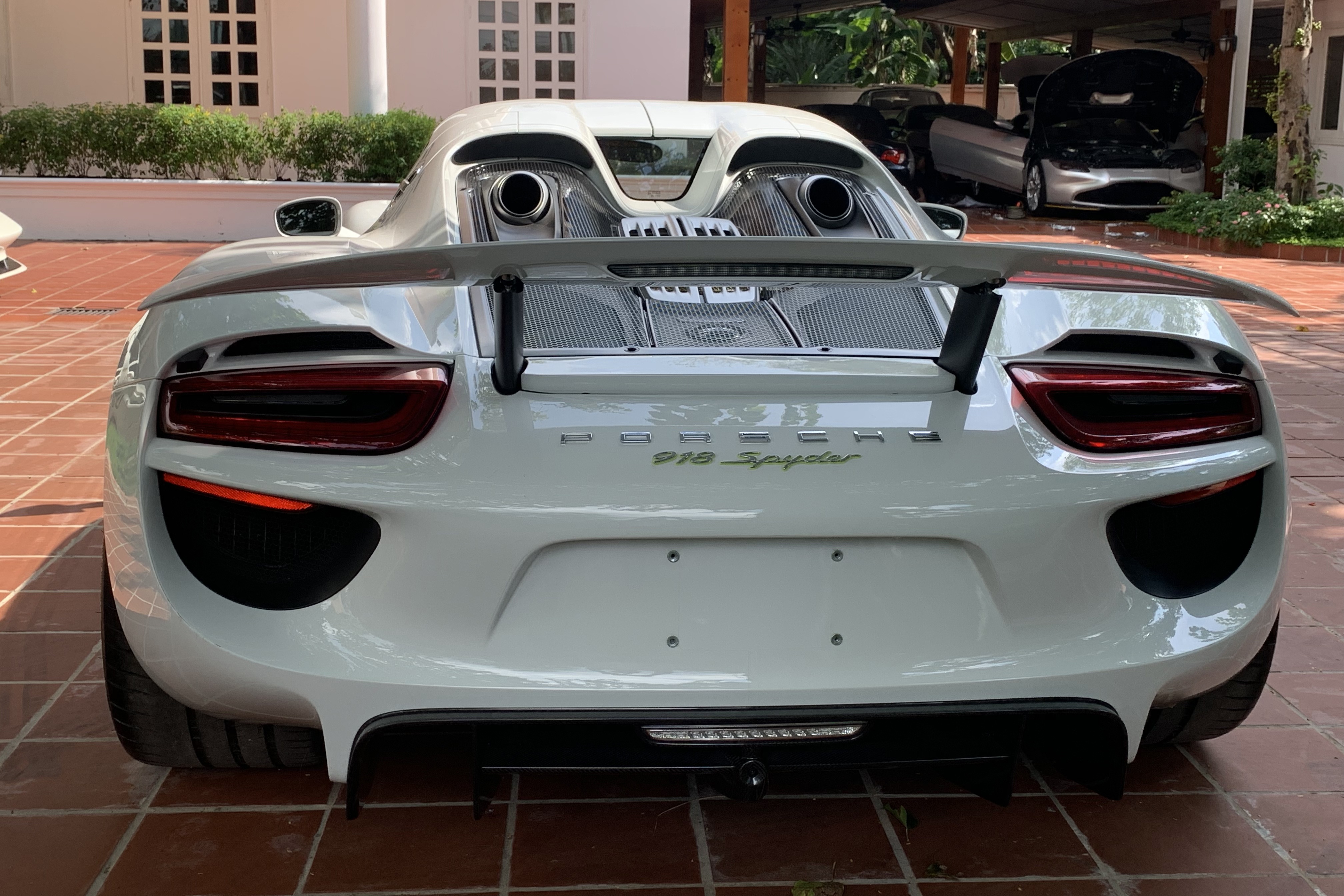 Porsche 918 Spyder anh 6