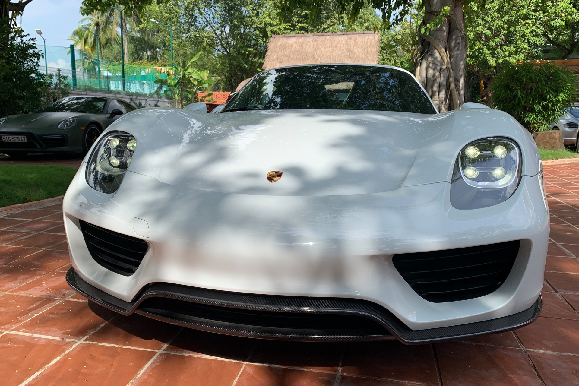 Porsche 918 Spyder anh 8