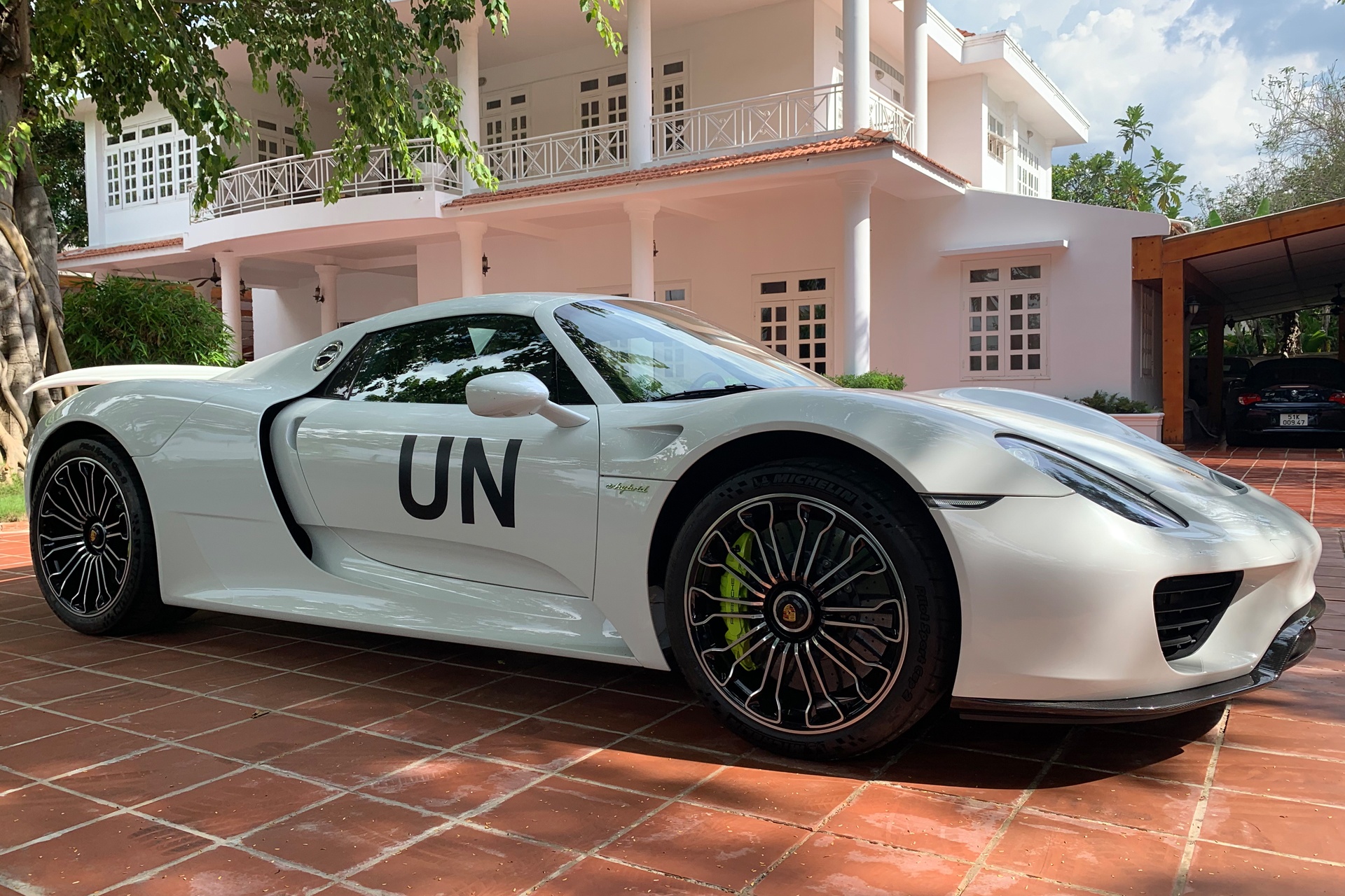Porsche 918 Spyder anh 5