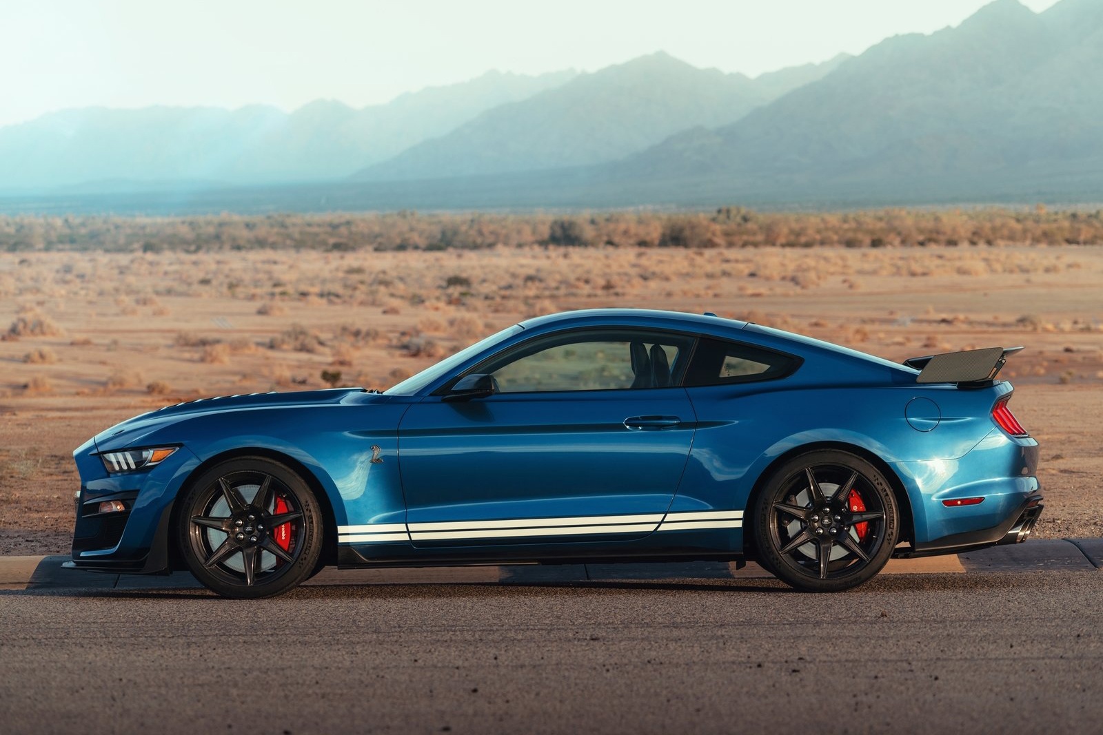 sieu xe hao xang anh 3