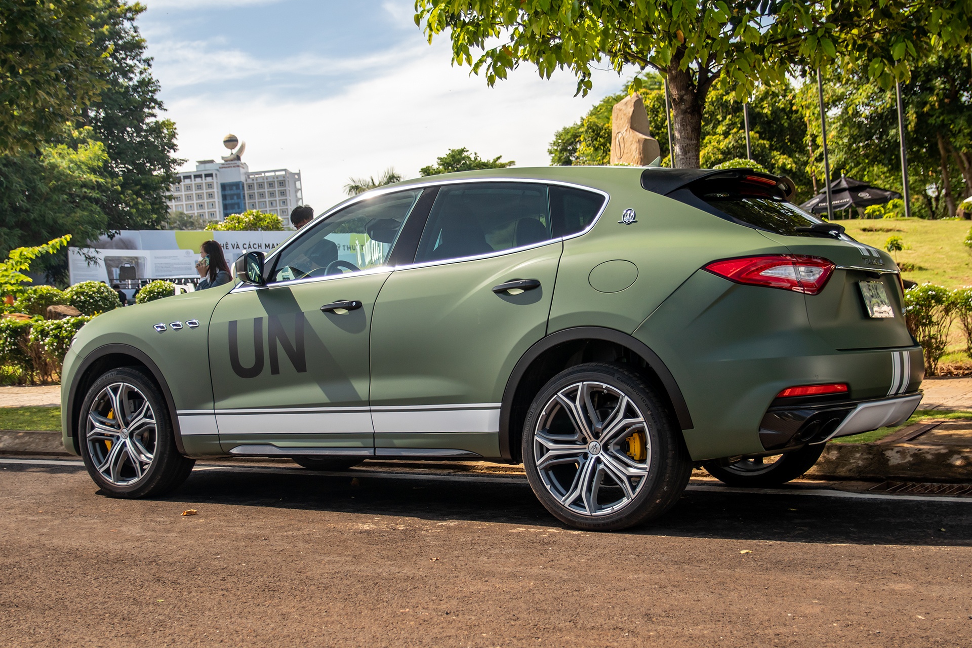 Maserati Levante Trofeo Launch Editon ảnh 10 Maserati Levante Trofeo Launch Editon anh 10