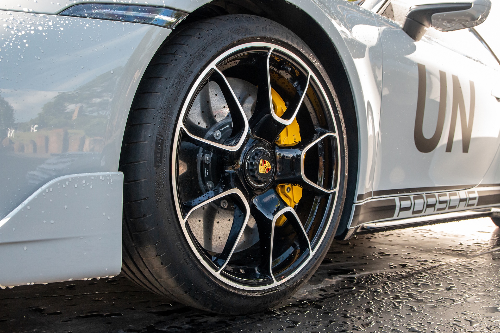 Porsche 911 Turbo S ảnh 4 Porsche 911 Turbo S anh 4