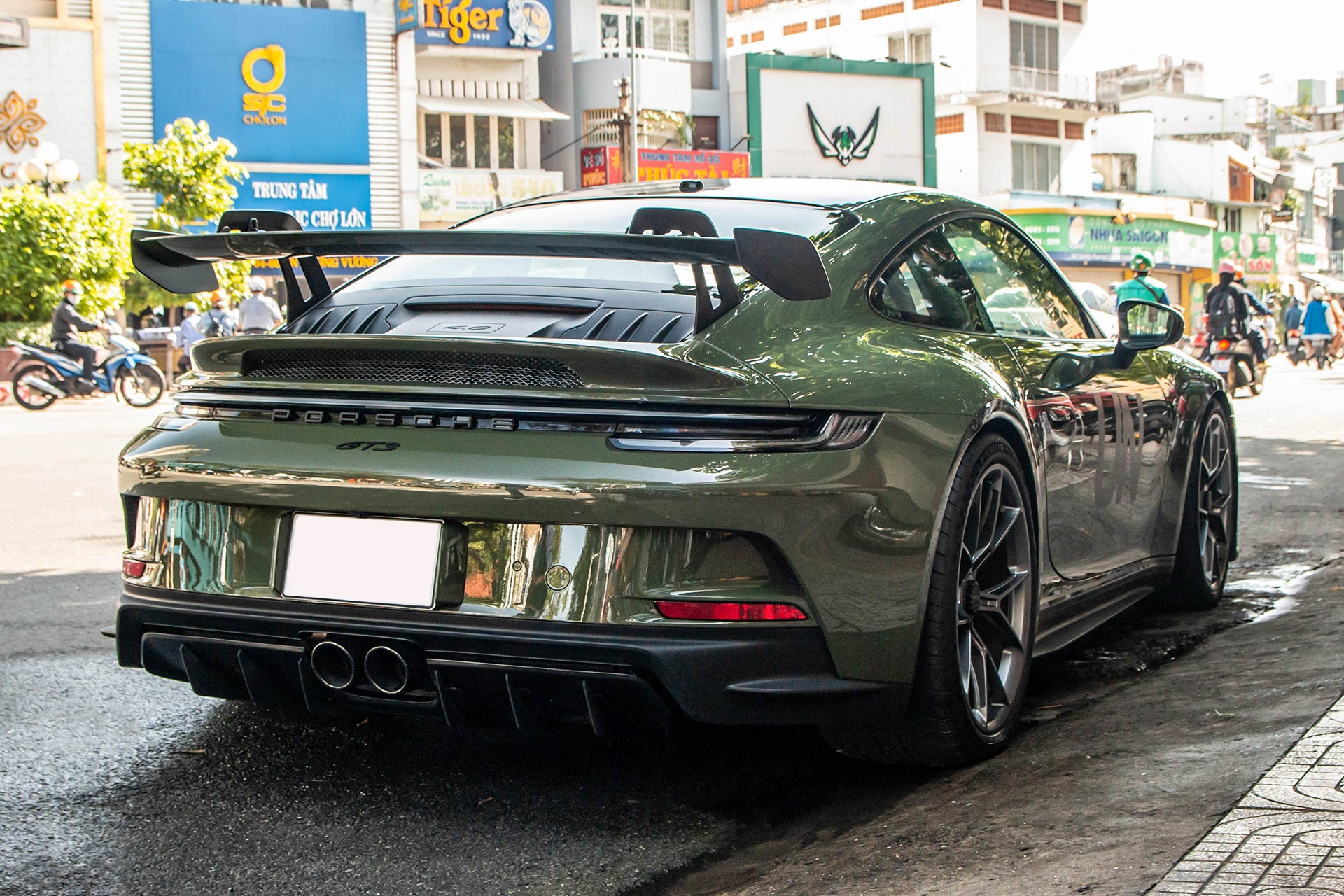 Porsche 911 GT3 2022 anh 4