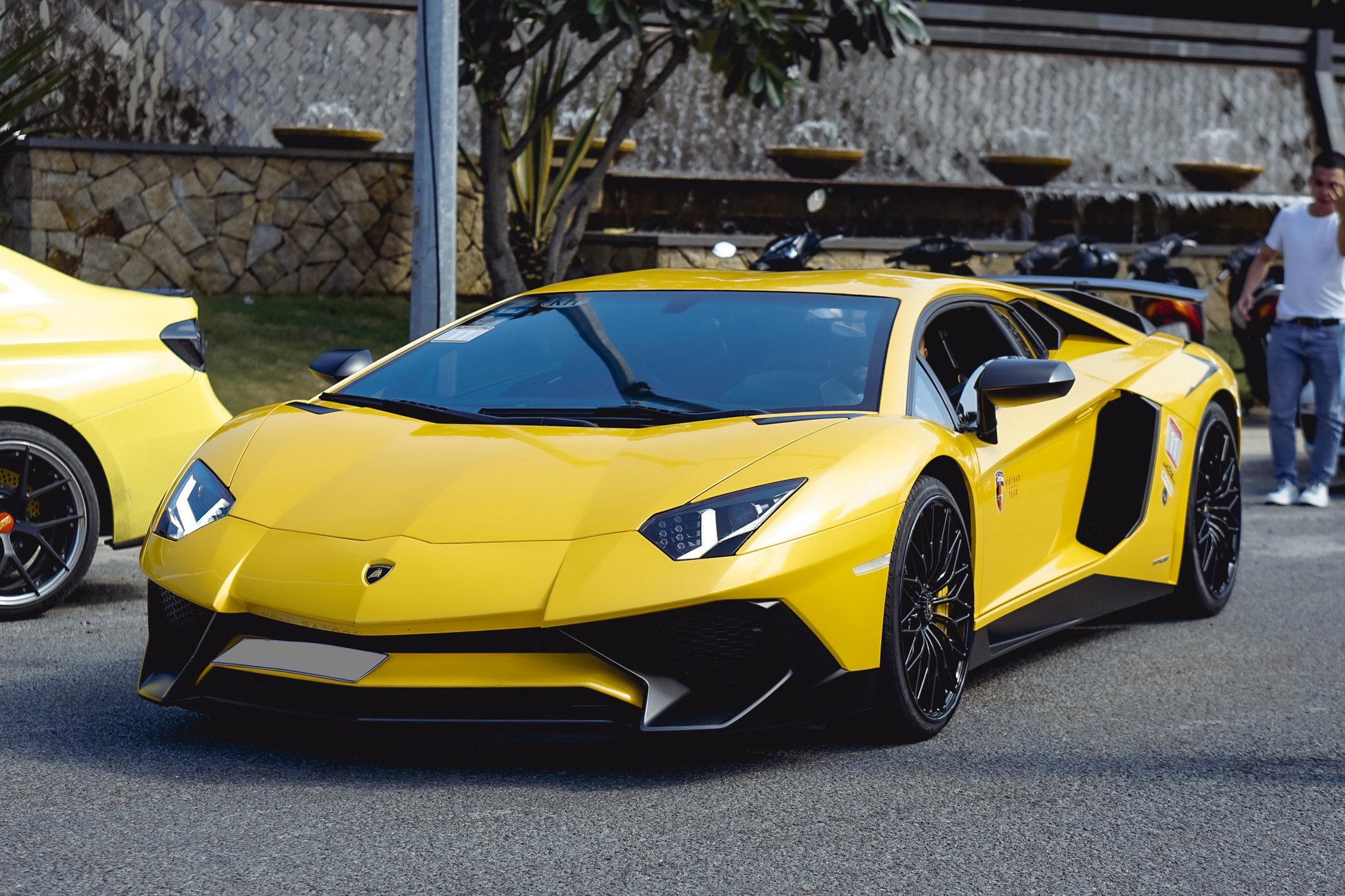 Lamborghini Aventador SV anh 1