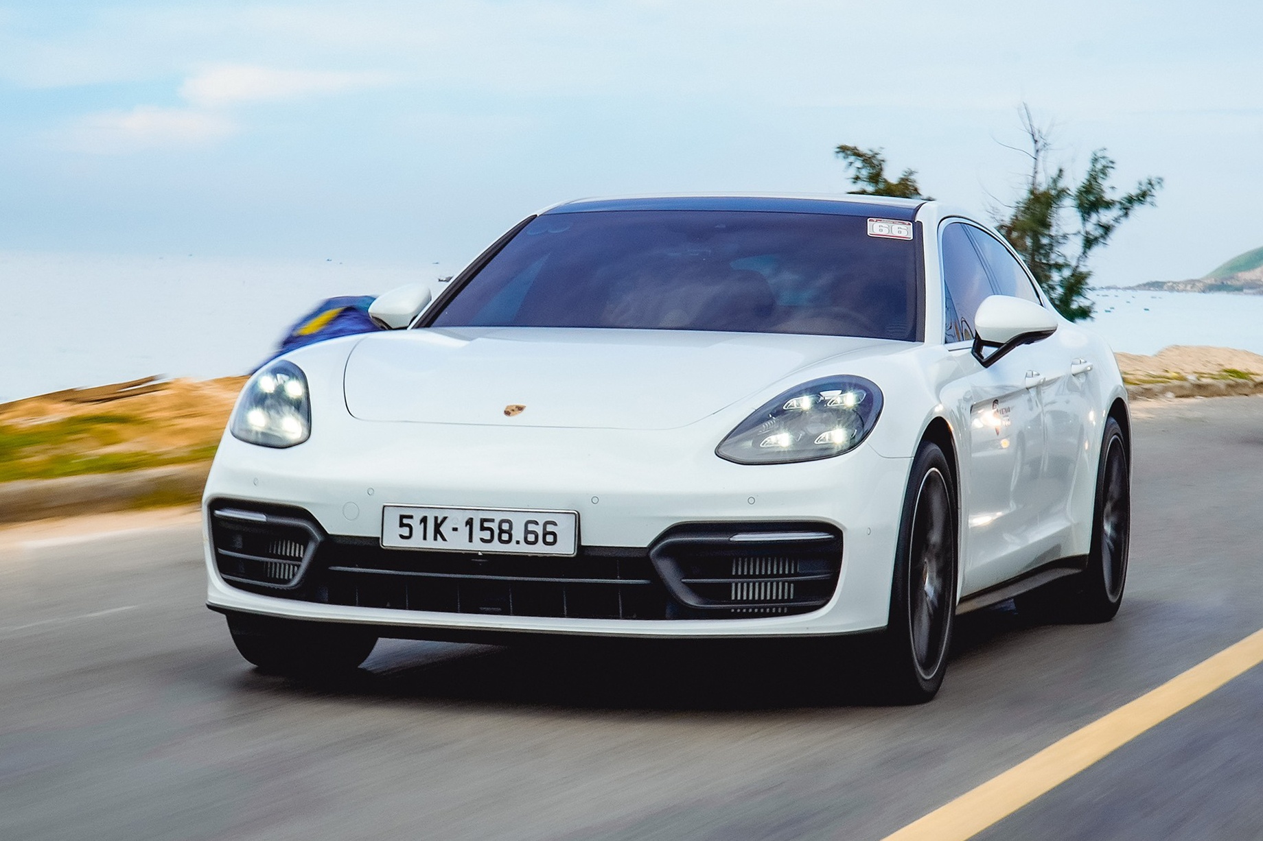 Lamborghini Aventador SV anh 10