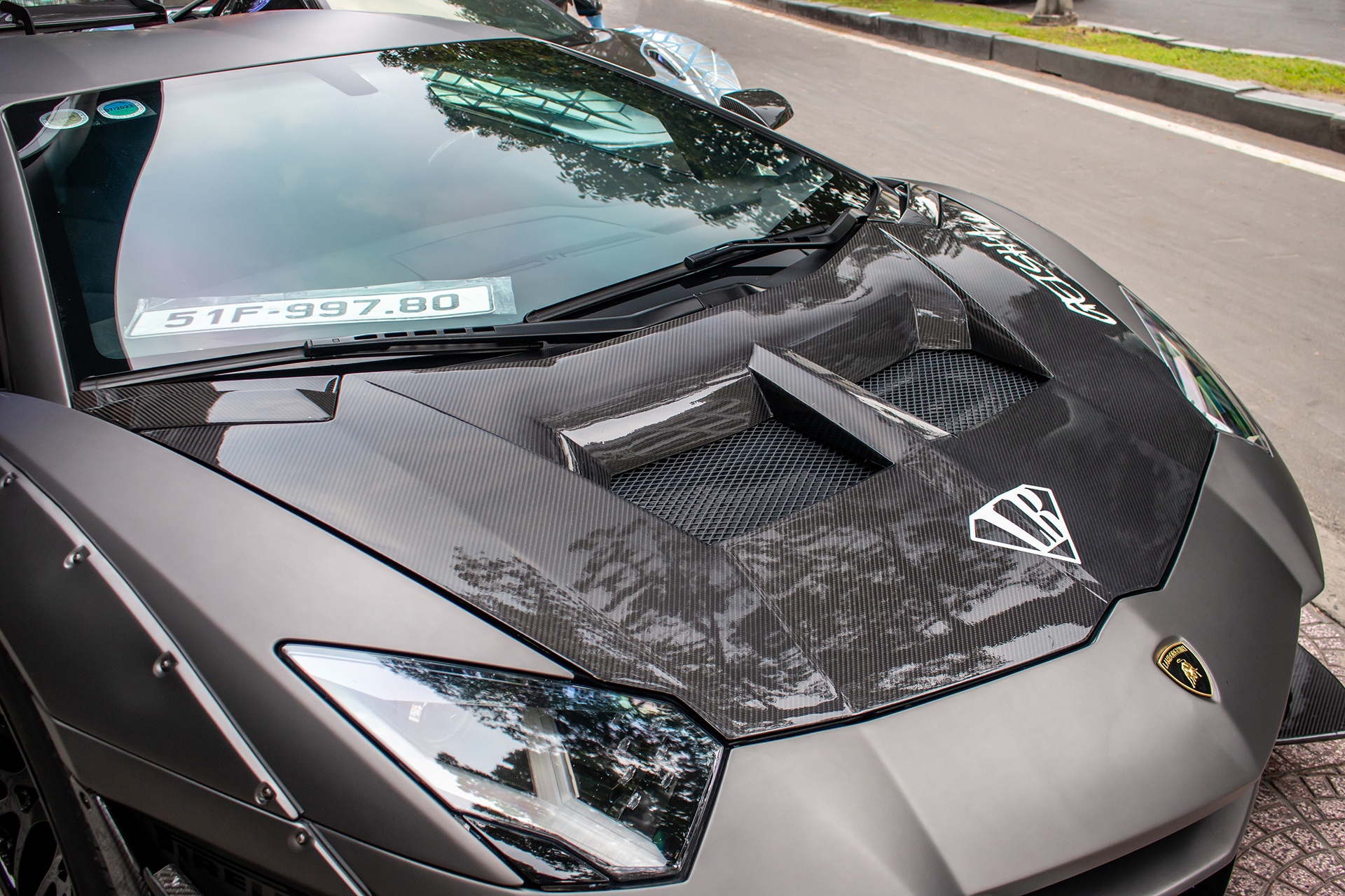 Lamborghini Aventador anh 5