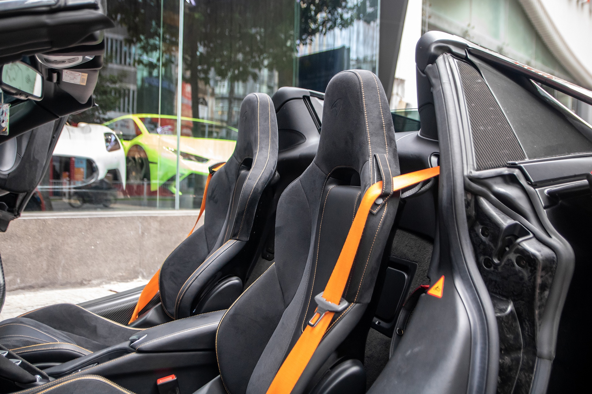 McLaren 720S Spider anh 8