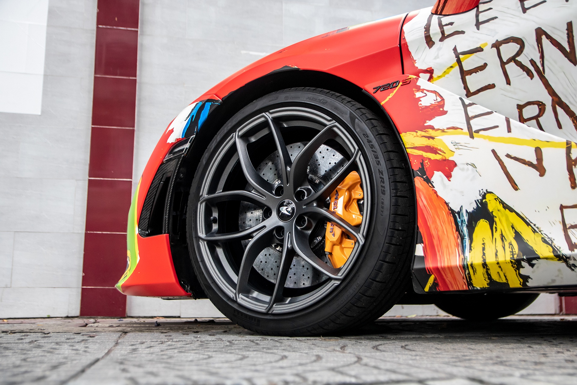 McLaren 720S Spider anh 4