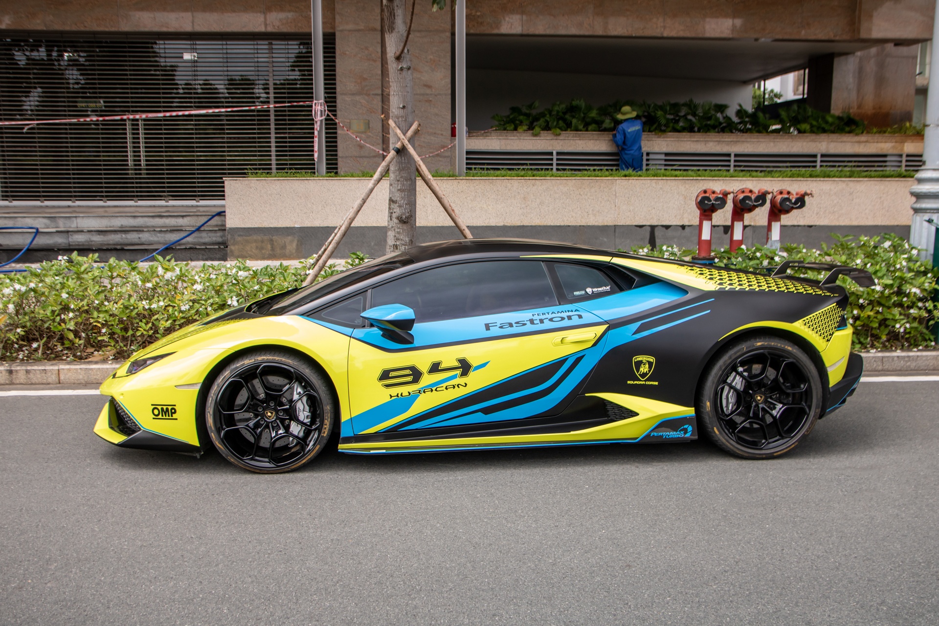 Lamborghini Huracan anh 4