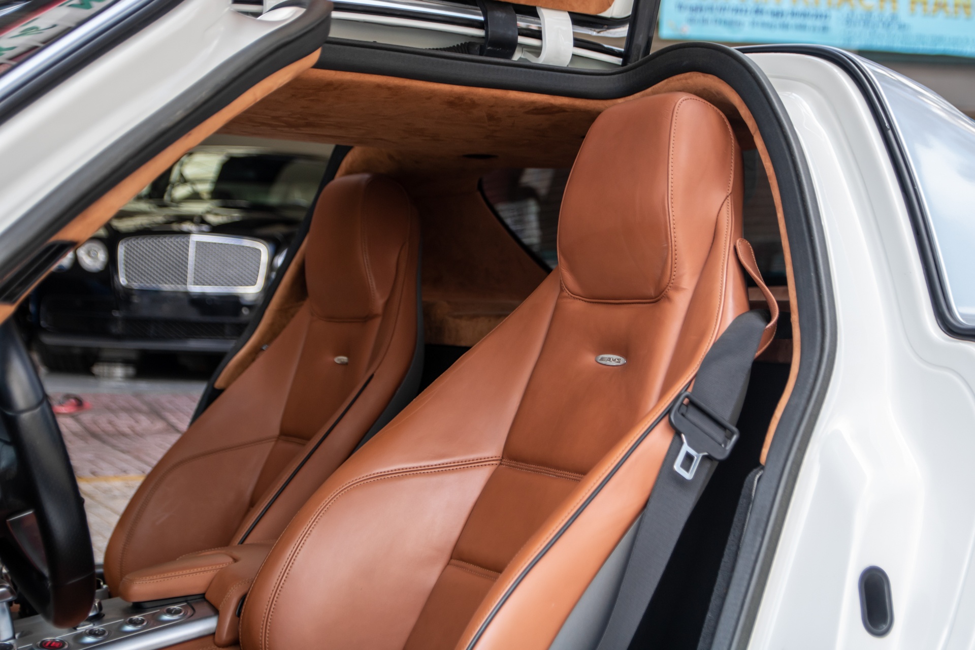 Mercedes-AMG SLS anh 8