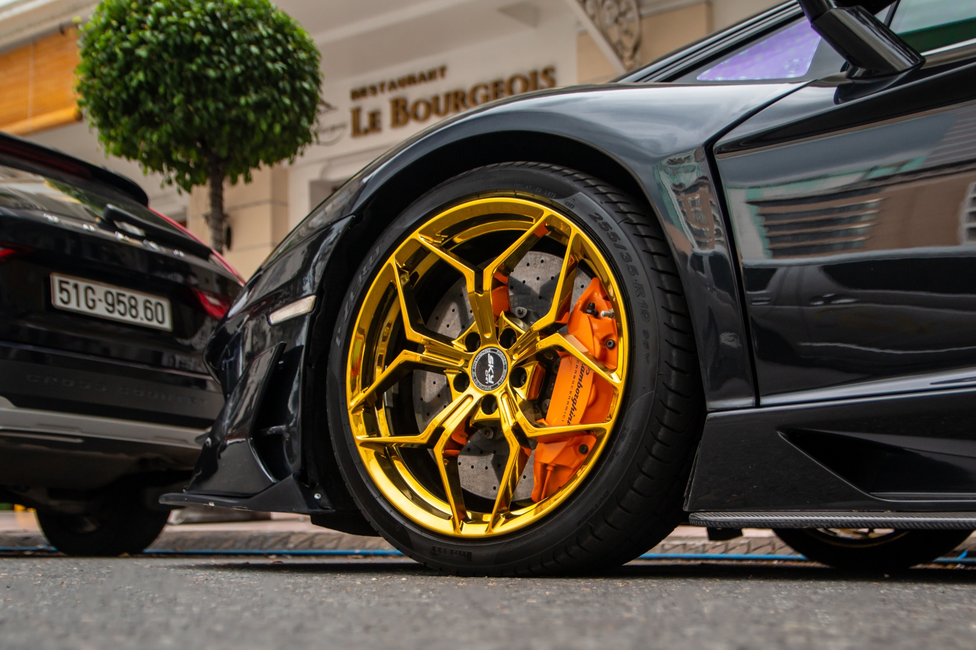 Lamborghini Aventador anh 4