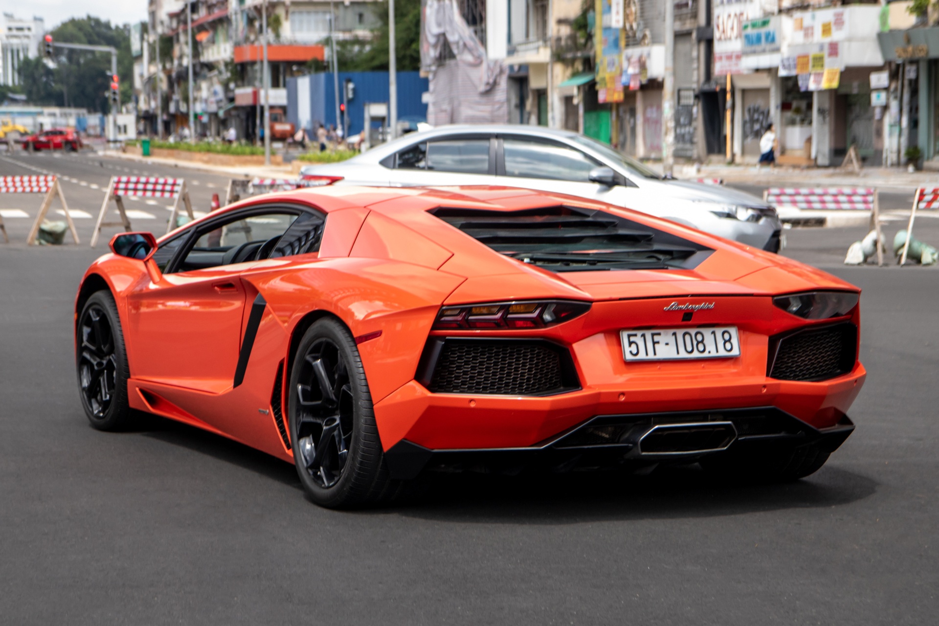 Lamborghini Aventador ảnh 4 Lamborghini Aventador anh 4