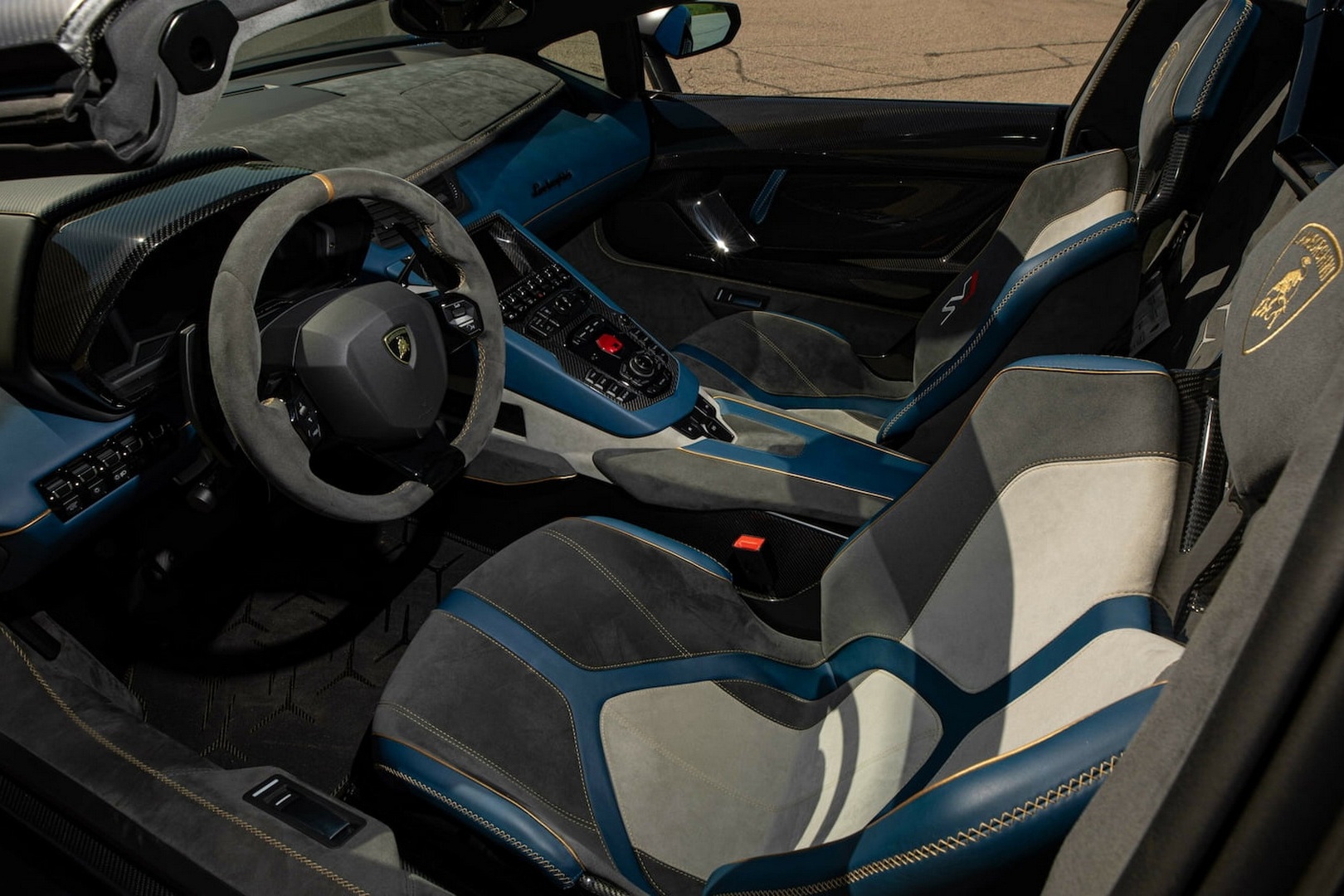 Lamborghini Aventador SVJ 63 Roadster anh 7