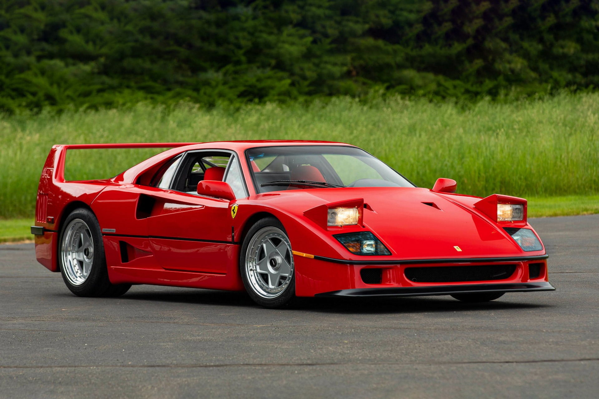 Ferrari F40 anh 5