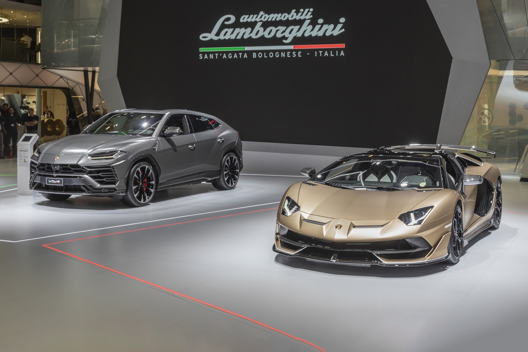 Trien lam Geneva Motor Show tiep tuc bi huy bo hinh anh