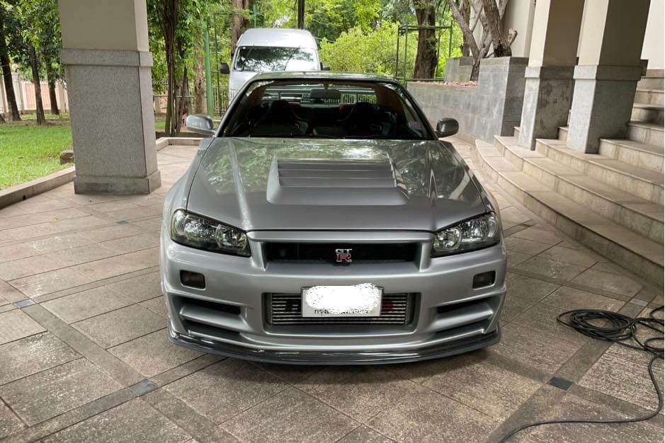 Nissan Skyline GT-R R34 anh 2