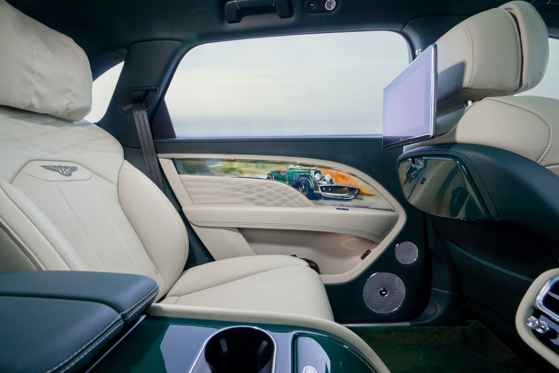 Bentley Bentayga ảnh 5 Bentley Bentayga anh 5