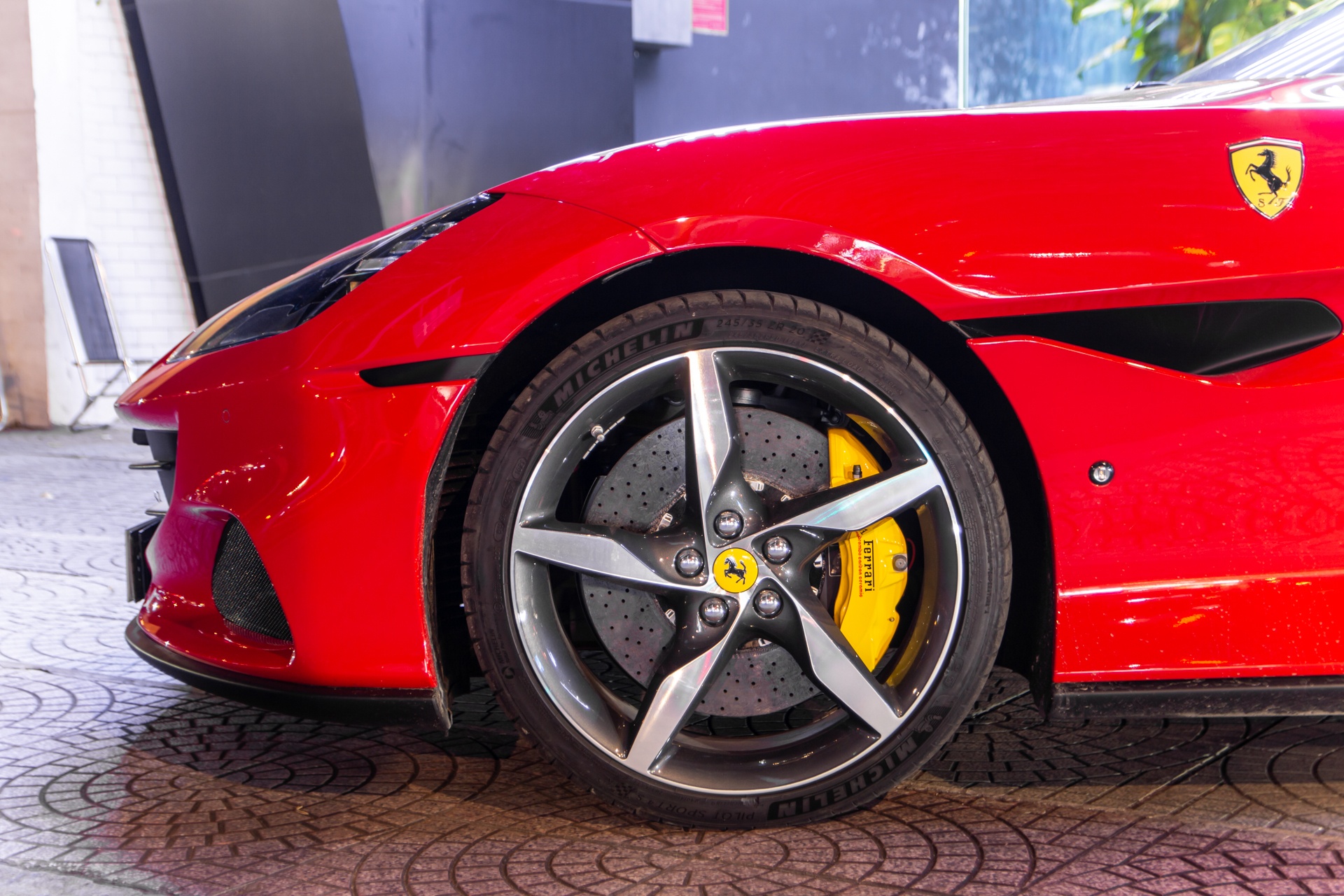 Ferrari Portofino M anh 6