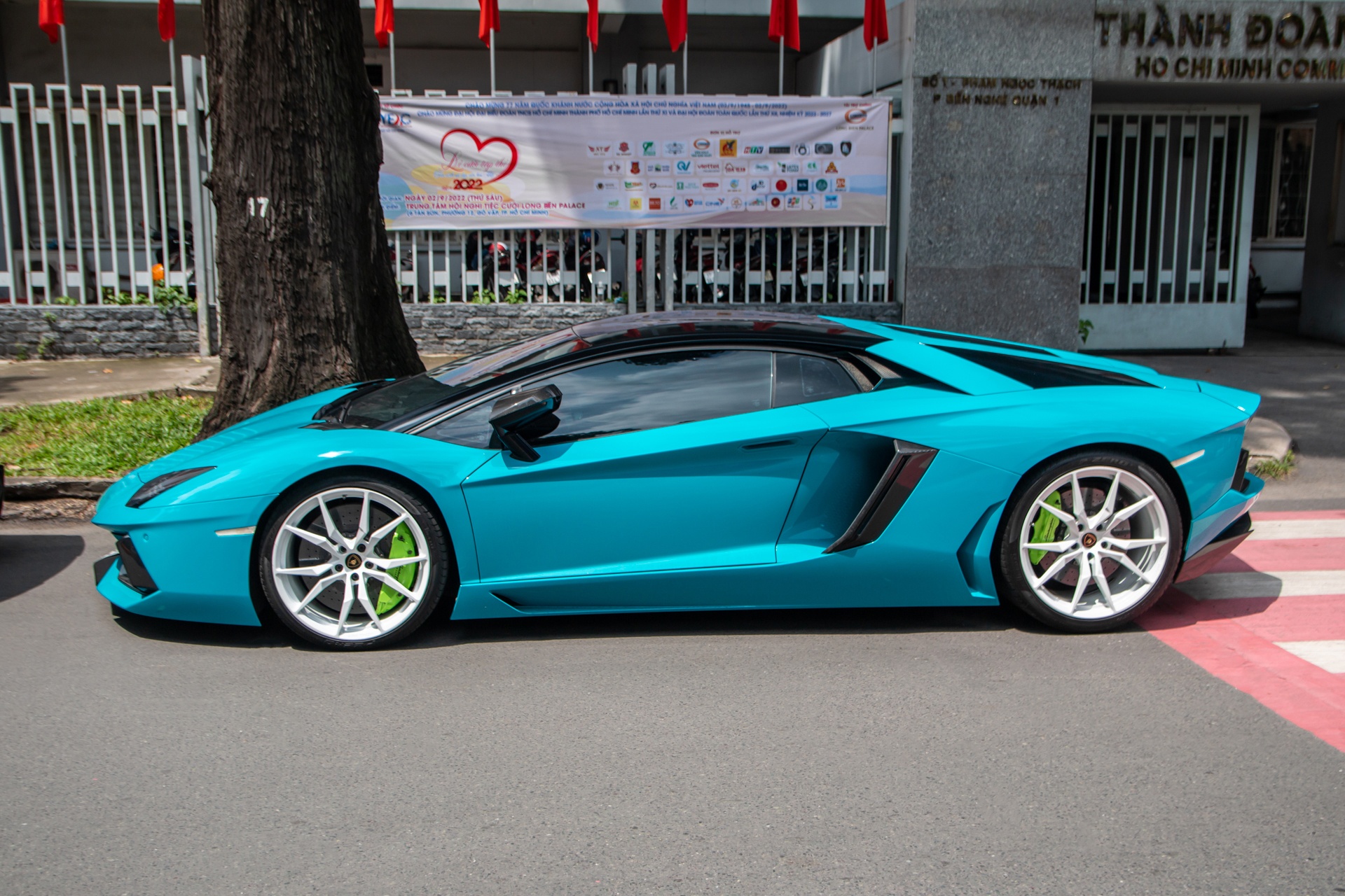 Lamborghini Aventador ảnh 11 Lamborghini Aventador anh 11