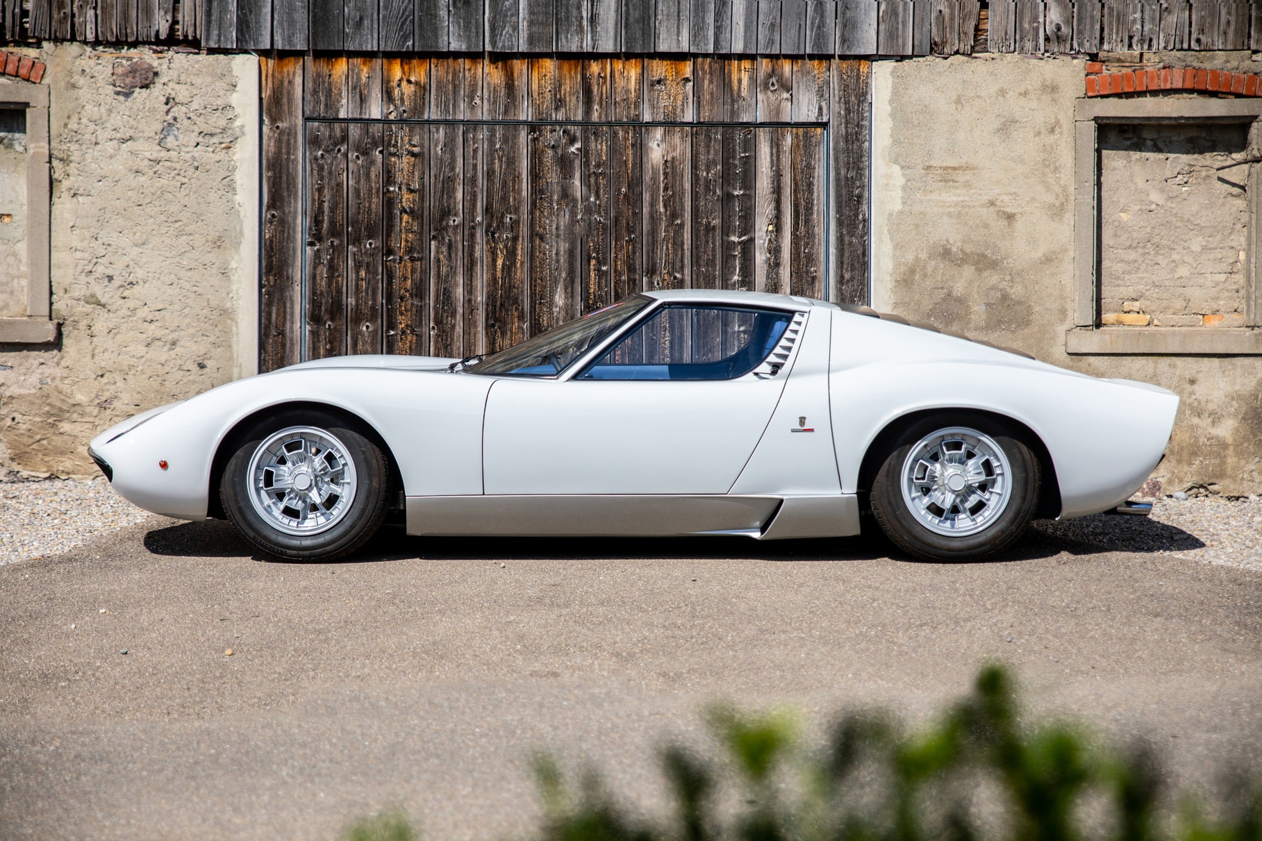 Lamborghini Miura anh 2