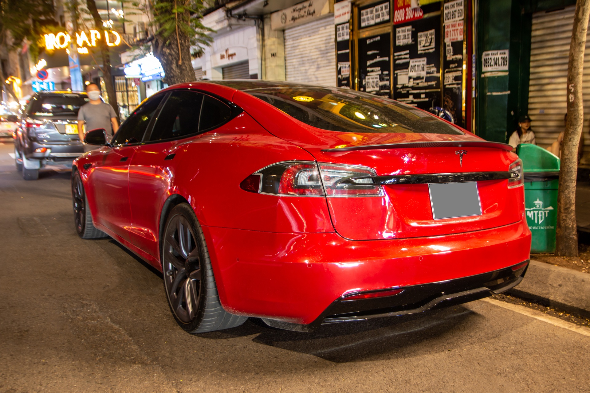 Tesla Model S Plaid anh 2