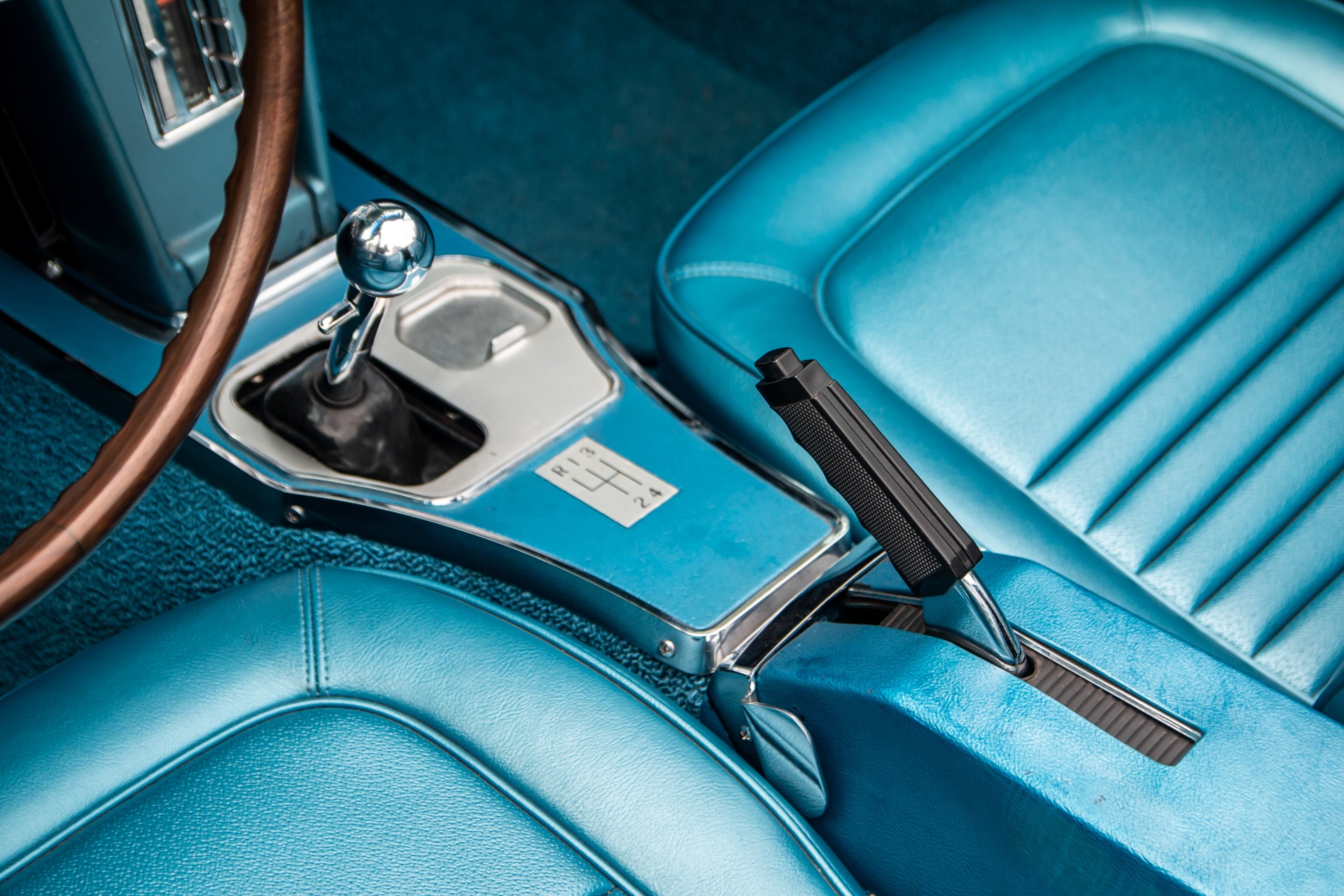 Chevrolet Corvette C2 Stingray anh 11