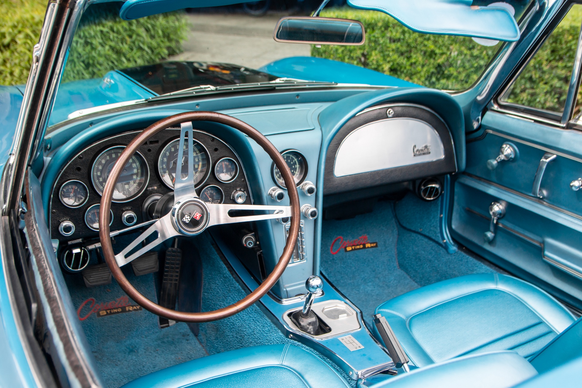 Chevrolet Corvette C2 Stingray anh 8