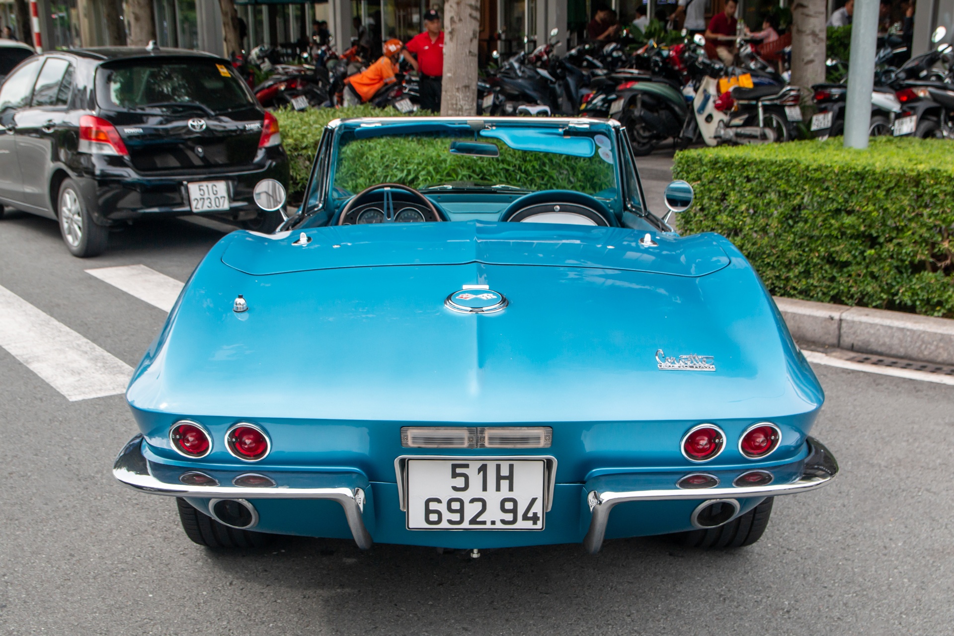 Chevrolet Corvette C2 Stingray anh 12