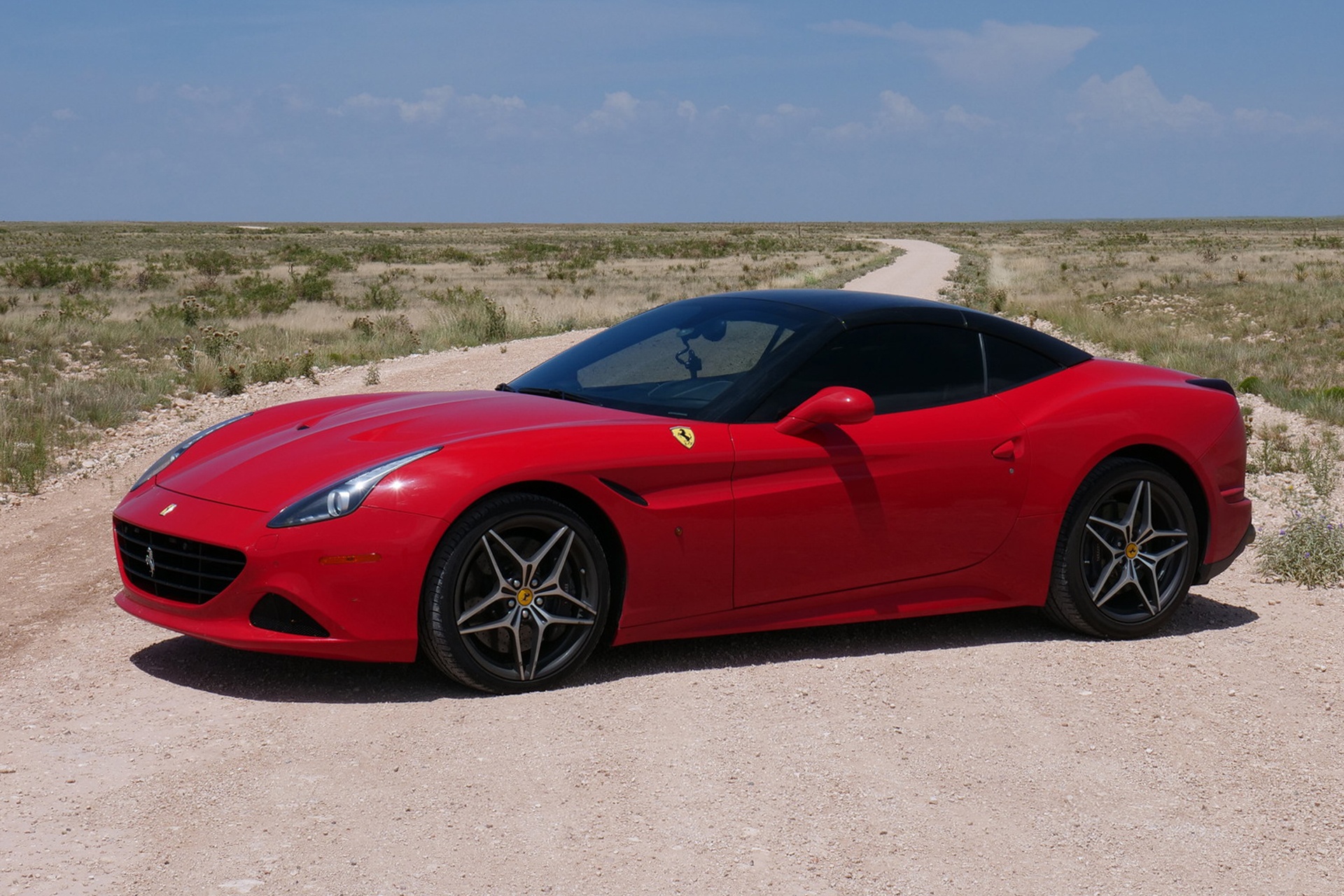 Ferrari California T ảnh 2 Ferrari California T anh 2