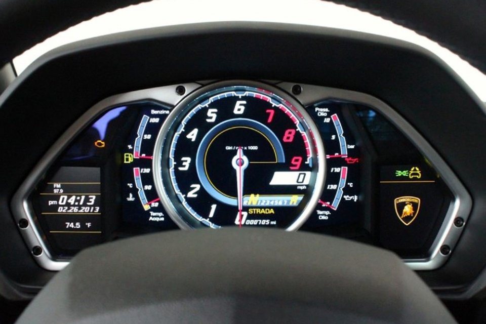 Lamborghini Urus S anh 7