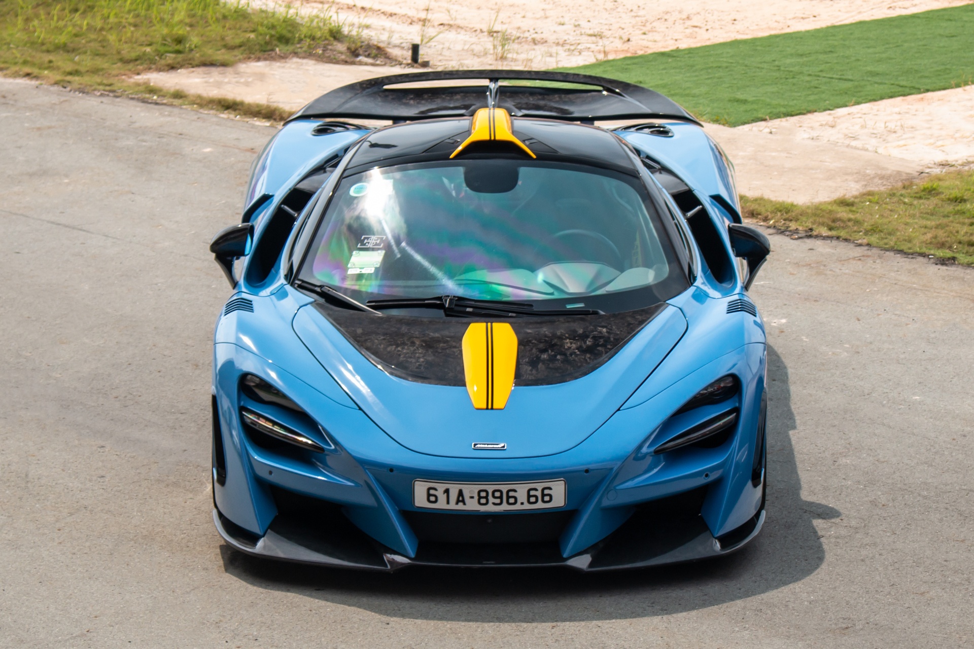 McLaren 720S anh 4