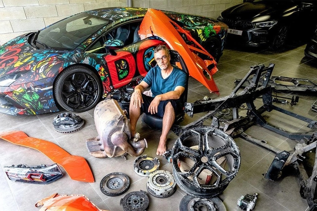 Tien sua Lamborghini Aventador bi tai nan bang mua xe moi hinh anh