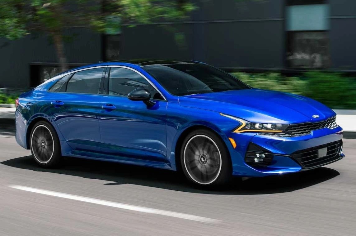 Nguoi Han Quoc phai cho 30 thang de nhan xe Hyundai va Kia moi hinh anh