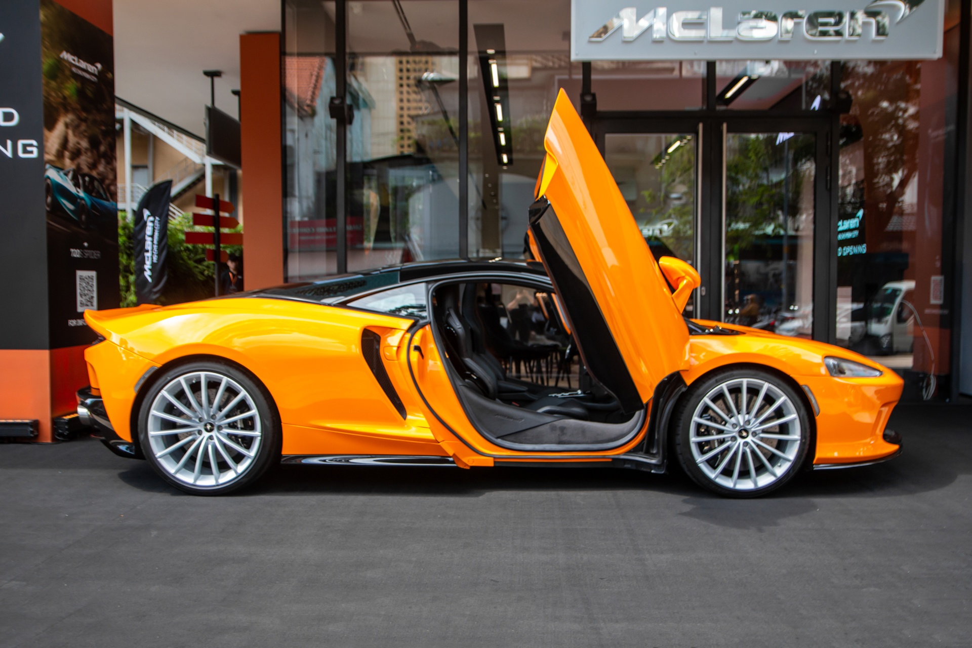 McLaren GT anh 36