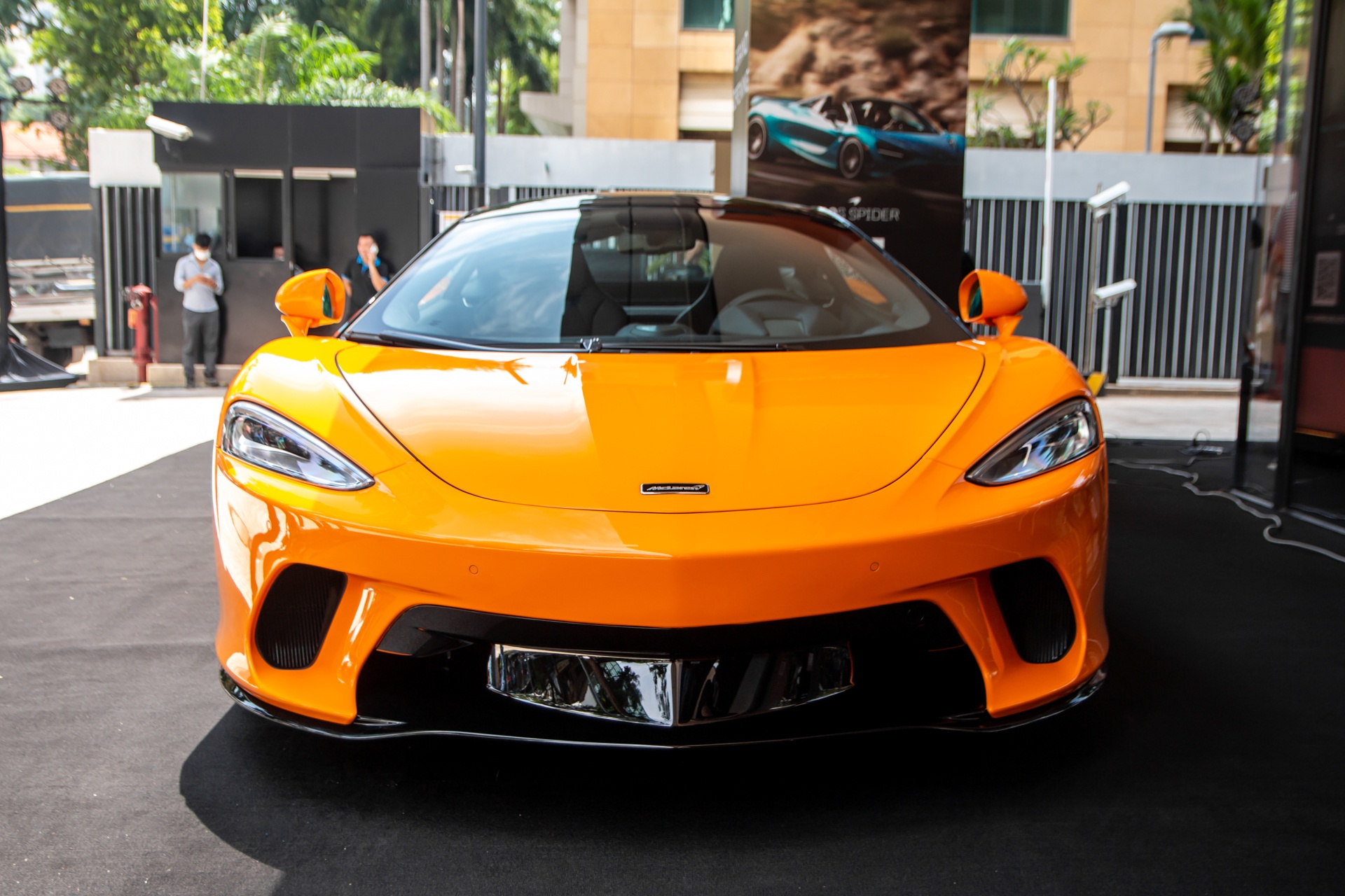McLaren GT anh 32