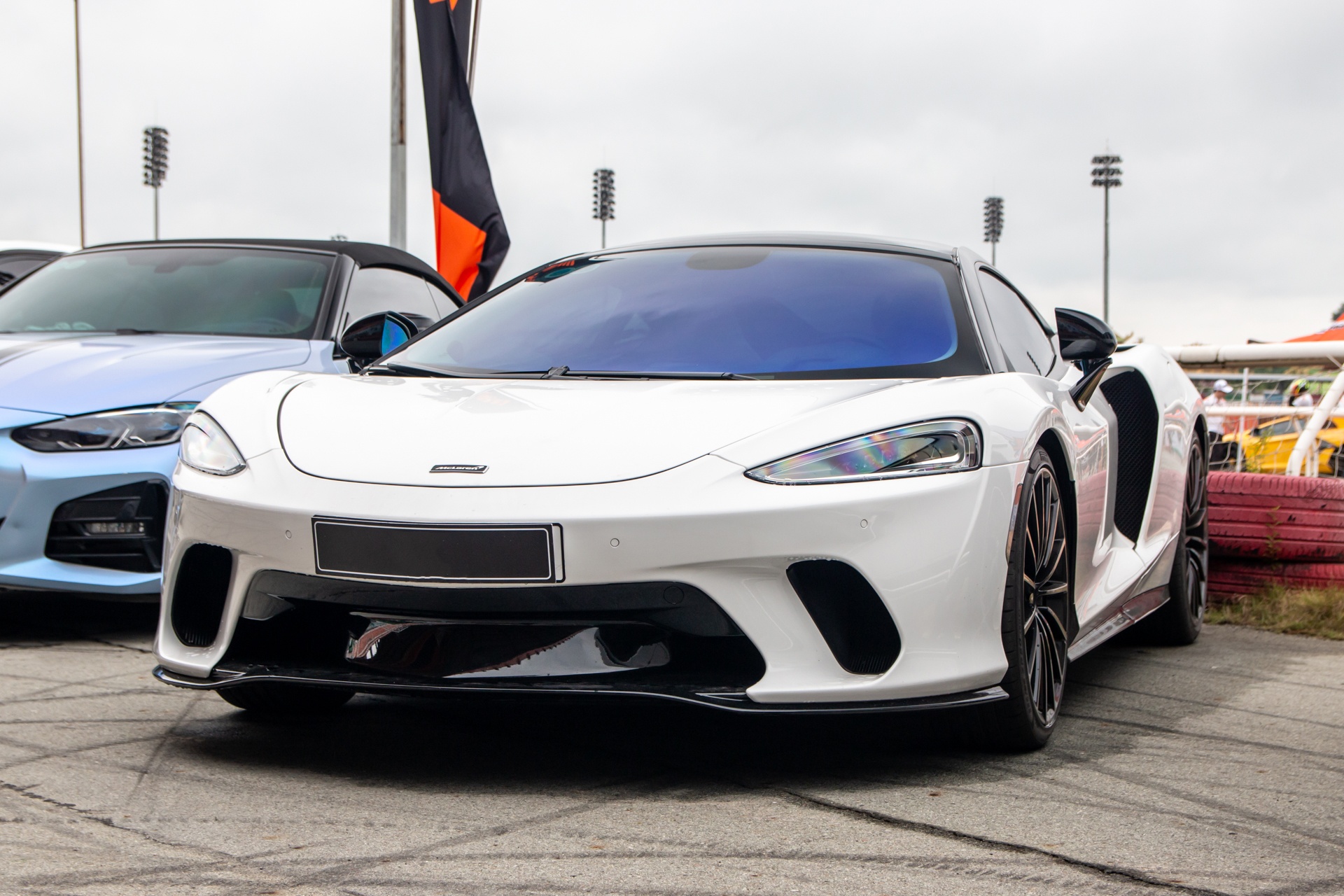 McLaren GT anh 2
