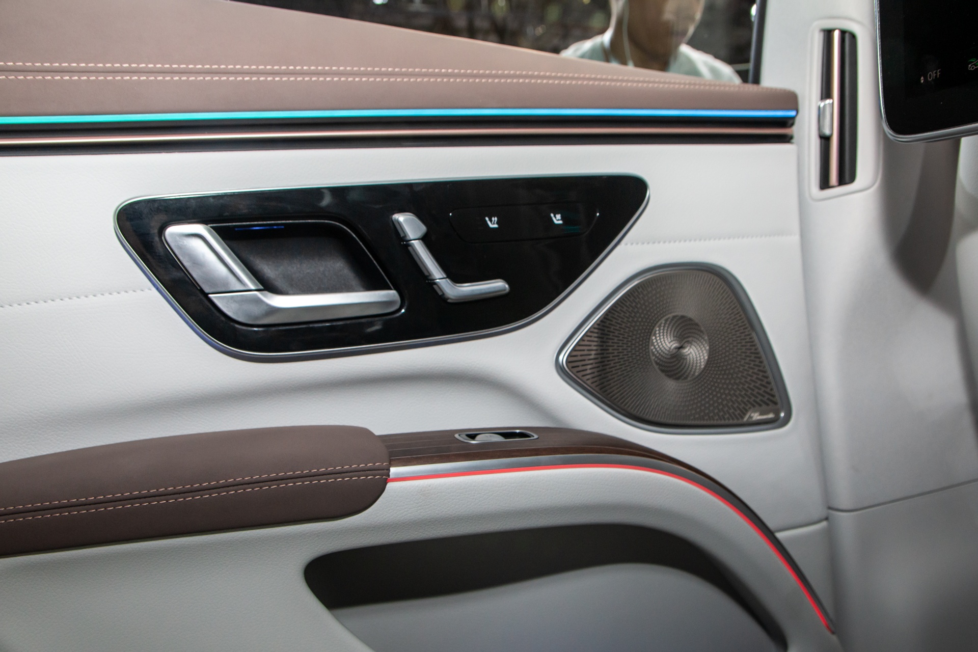 Mercedes-Benz EQS anh 20