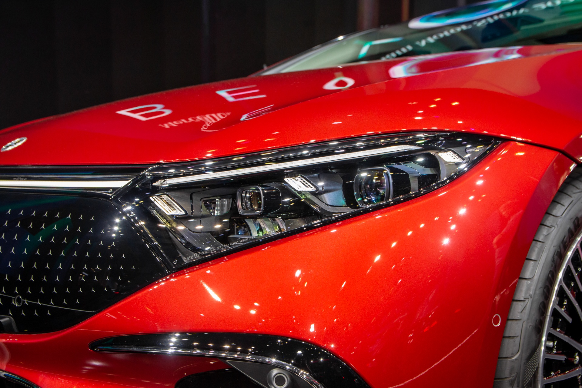 Mercedes-Benz EQS anh 7