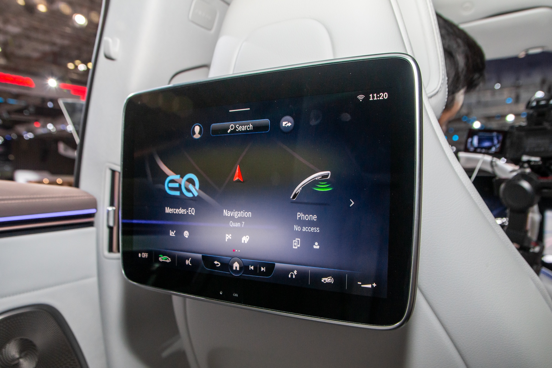 Mercedes-Benz EQS anh 14