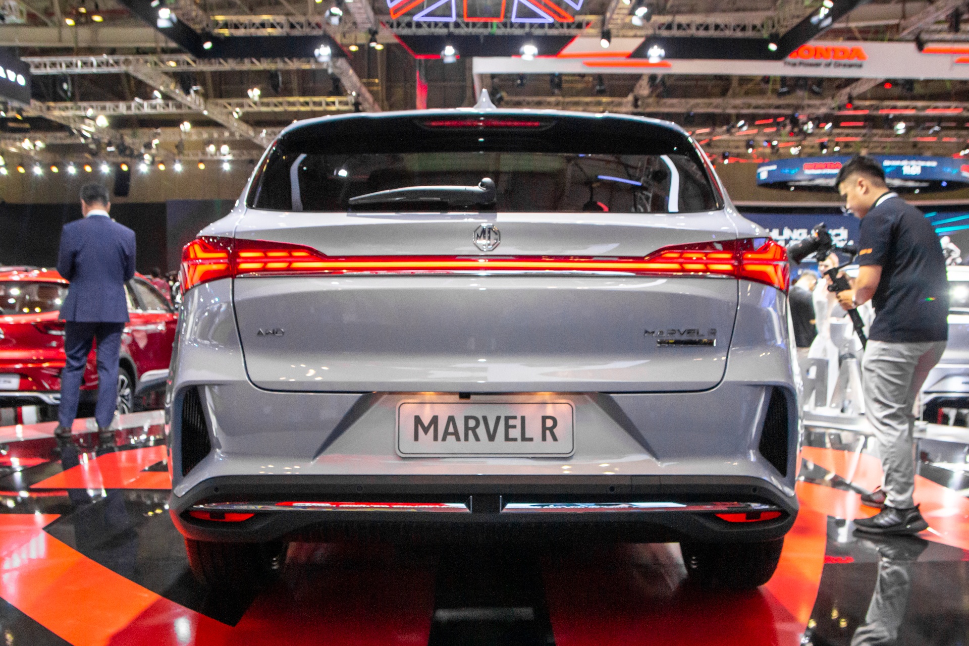 Chi tiet MG Marvel R anh 7